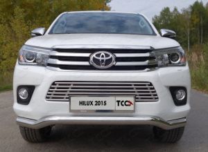 Решетка радиатора Toyota Hilux 2015-  (трубки из нерж. стали 16 мм) ― shelbyauto